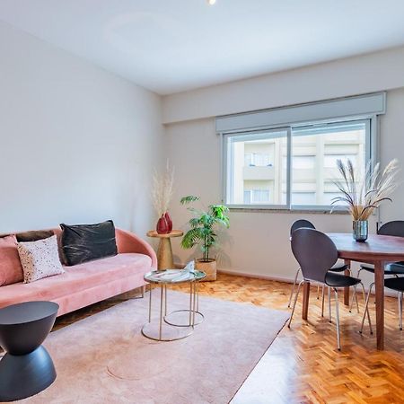 Amazing Duplex - Mid Century Experience & Parking Apartment Porto Exterior photo