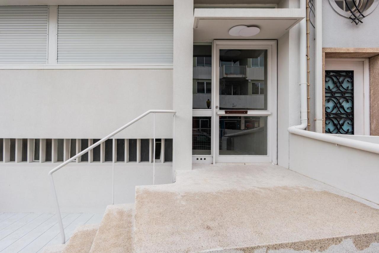 Amazing Duplex - Mid Century Experience & Parking Apartment Porto Exterior photo